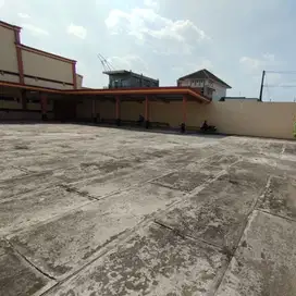 Gedung Komersil Serba Guna Luas Strategis di Jaten