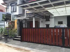 Dijual rumah di Villa Melati Mas