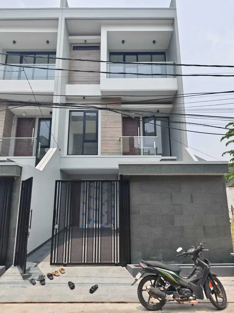 RUMAH BRAND NEW MINIMALIS DANAU AGUNG