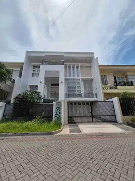 jual rumah mewah siap huni araya 1 galaxy bumi permai surabaya timur