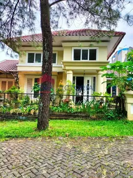 Rumah mewah dijual di Riverside Balearjosari Blimbing Malang