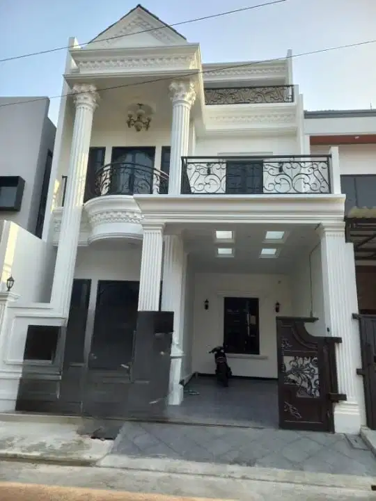 Rumah Baru 3 Lantai di Pulomas Barat Jak Tim