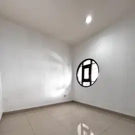 Dijual Rumah di Green Lake