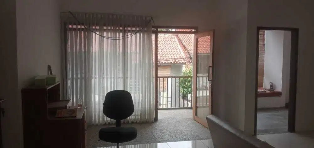 Disewakan Rumah Minimalis 2 LT Dekat Lodaya dan Talagabodas Bandung