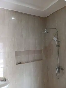 Ciamik Rumah Gress Minimalis di Mulyosari SIAP HUNI Bisa Nego
