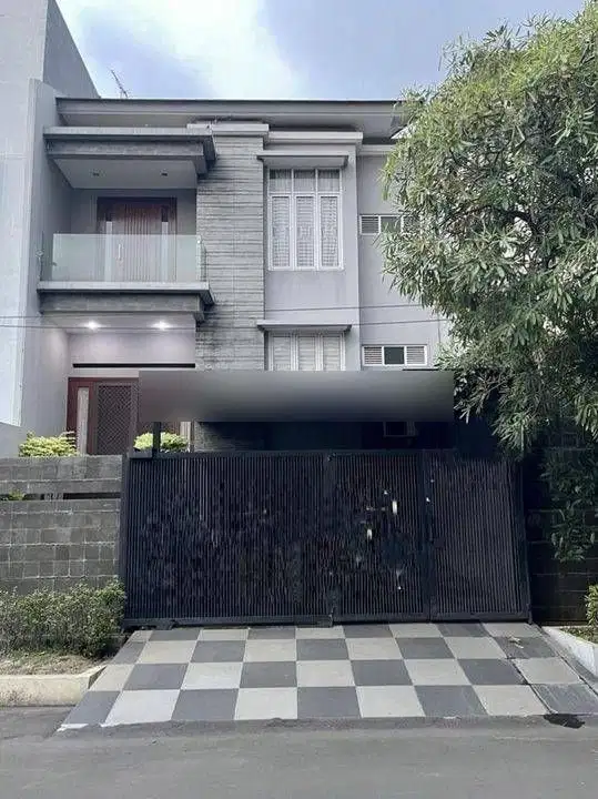 Rumah sewa Furnished minimalis belakang MKG