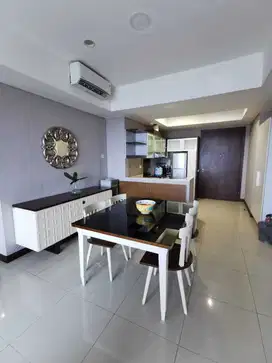 Dijual Apartment 2 BR Bagus Furnished Tower Empire Kemang Village