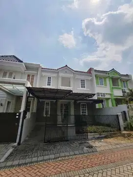 Villa Sentra Raya
