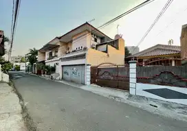 Rumah area kebon jeruk jakarta barat dekat stasiun RCTI jakarta barat