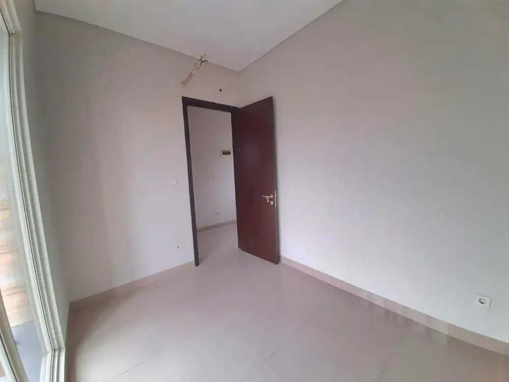 Dijual Rumah 2 Lantai Luas di Cluster Missisipi JGC, Jakarta Timur