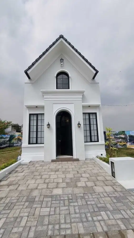 RUMAH 1.5LT TYPE DIANA DI MANSION NINE, LAKARSANTRI - SURABAYA