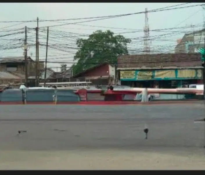 Dijual tanah di area Pasar Rebo sangat strategis