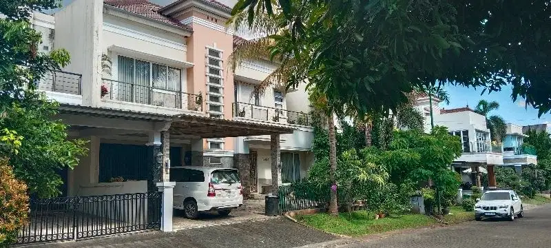 Dijual rumah mewah 2 lt di  Perum. Raffles hills , Cibubur
