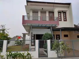 Dijual rumah di Bukit Golf Arcadia Cibubur Fully Furnished