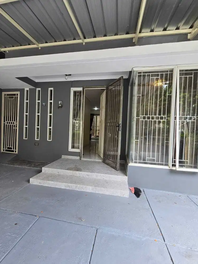 Dijual Rumah Bagus Siap Huni di Modernland, Tangerang