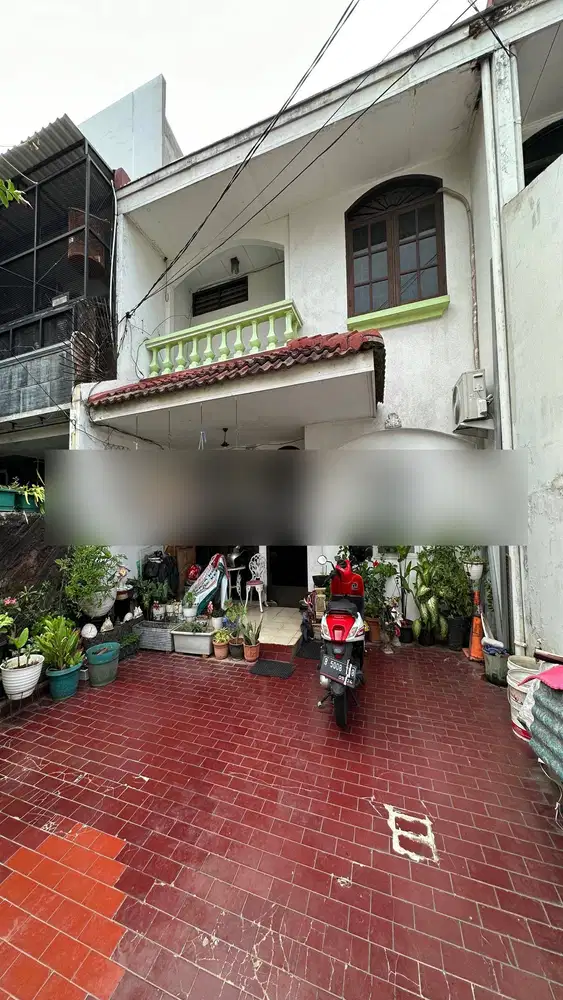 Rumah Jual di Pelepah Hijau. Gading Pandawa. Kelapa Gading