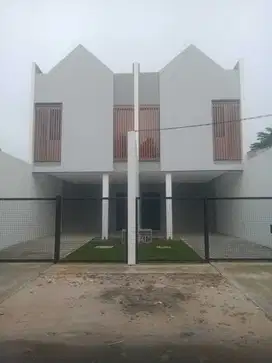 Dijual Rumah modern minimalis, 3 Lantai brand new