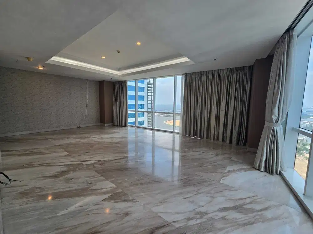 Disewa Apartemen Regatta Pantai Mutiara 3 bedroom semi furnished