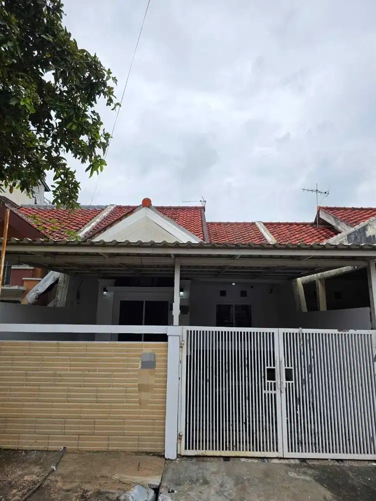 Dijual Rumah Bagus Rapih di Cluster Taman Sari, Harapan Indah Bekasi