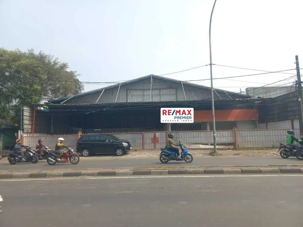 Dijual Gudang di Jalan Utama + Akses Tol Bekasi – Cocok untuk Usaha