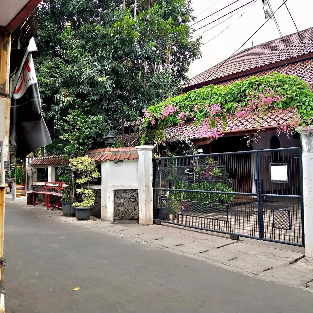 JUAL RUMAH 2 LANTAI STRATEGIS SIAP HUNI DI BANGKA PELA MAMPANG JAKSEL