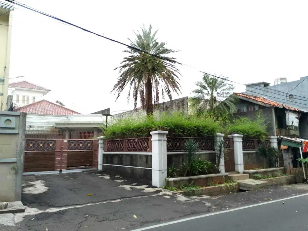 Rumah Asri di Jl Kemanggisan Ilir Palmerah Jakarta Barat