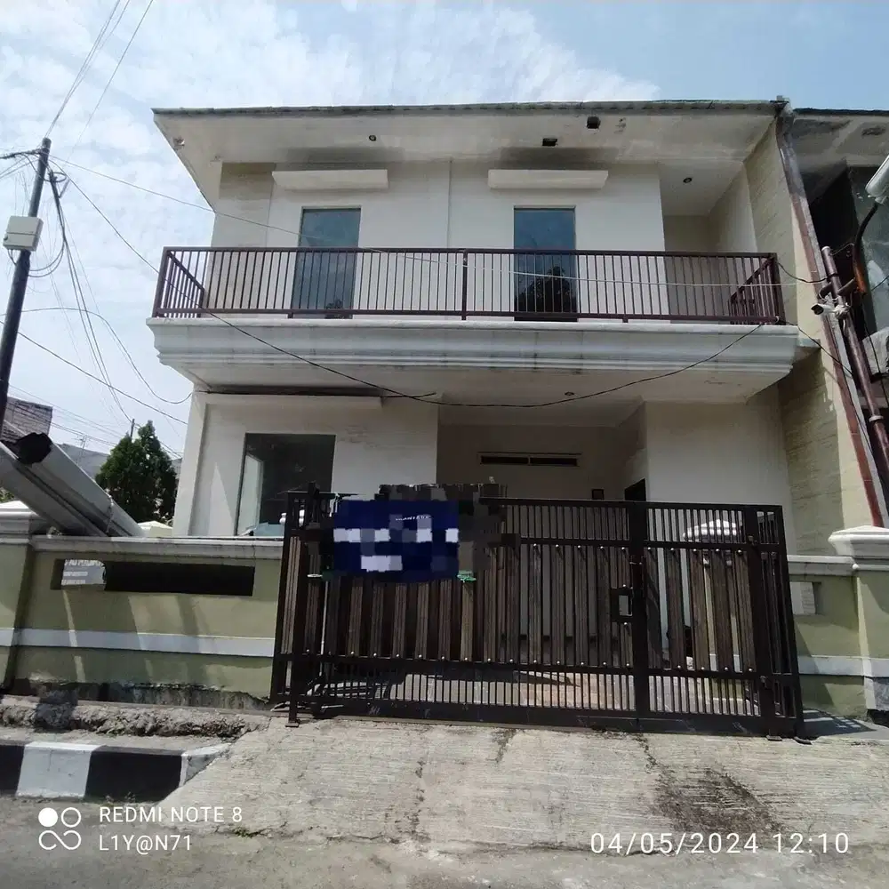 Dijual Rumah Hook di Bulevar Hijau, Harapan Indah Bekasi