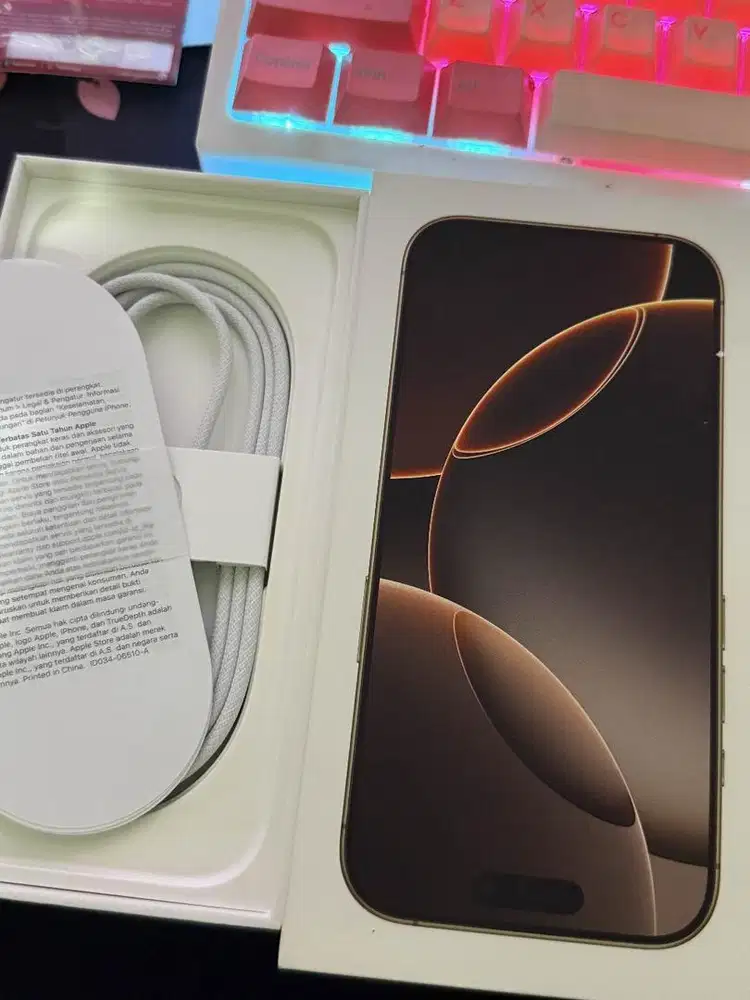 iPhone 16 Pro Desert Titanium