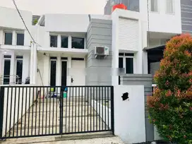 Rumah Dijual Di Regency Melati Mas 2 Siap Huni