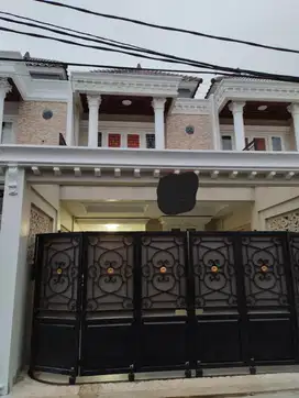 Rumah Baru Siap Huni semi furnished di kebagusan, Jakarta Selatan