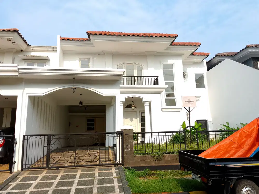 Rumah 2lt di Perum Puspita Loka BSD Tangerang