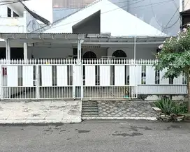 Rumah nyaman dijual Kelapa Gading Timur Jakarta Utara