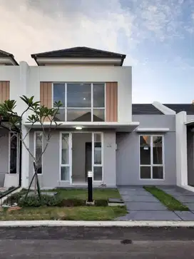 Jual rumah cantik di Paramount Petals Tangerang ada pintu tol sendiri
