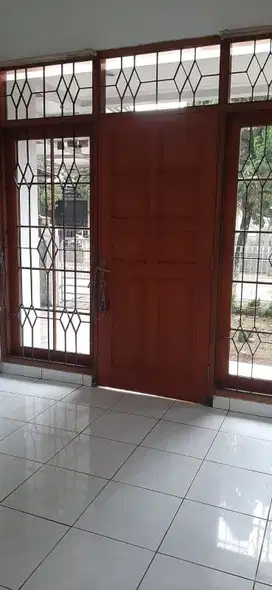 Disewa Rumah Siap Huni di Singgasana Pradana