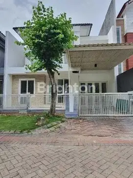 Jual rumah 2 lantai minimalis modern pakuwon city semi furnish