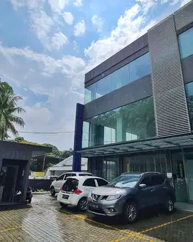 Dijual Ruko Kebon Jeruk Strategis Jakarta Barat, Bangunan Baru + Lift