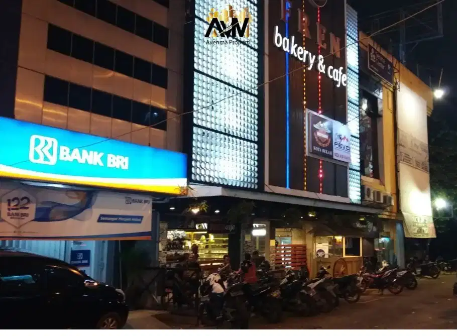 Dijual 2 Ruko Gandeng Pinggir Jalan Lokasi Strategis Ahmad Yani Bekasi