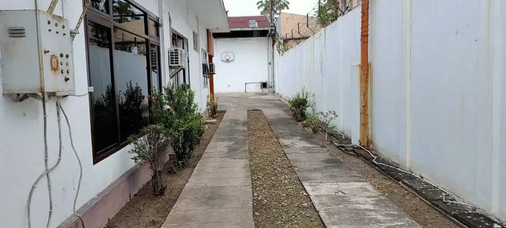 KOMERSIAL RAYA BUBUTAN dkt tunjungan tidar tugu pahlawan pasar turi