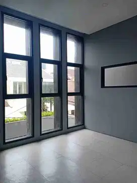 Rumah brand new 3 lantai di Pondok Indah dekat PIM