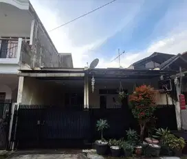 Dijual Rumah Antapani dkt Arcamanik Cisaranten Golf Soekarno Hatta