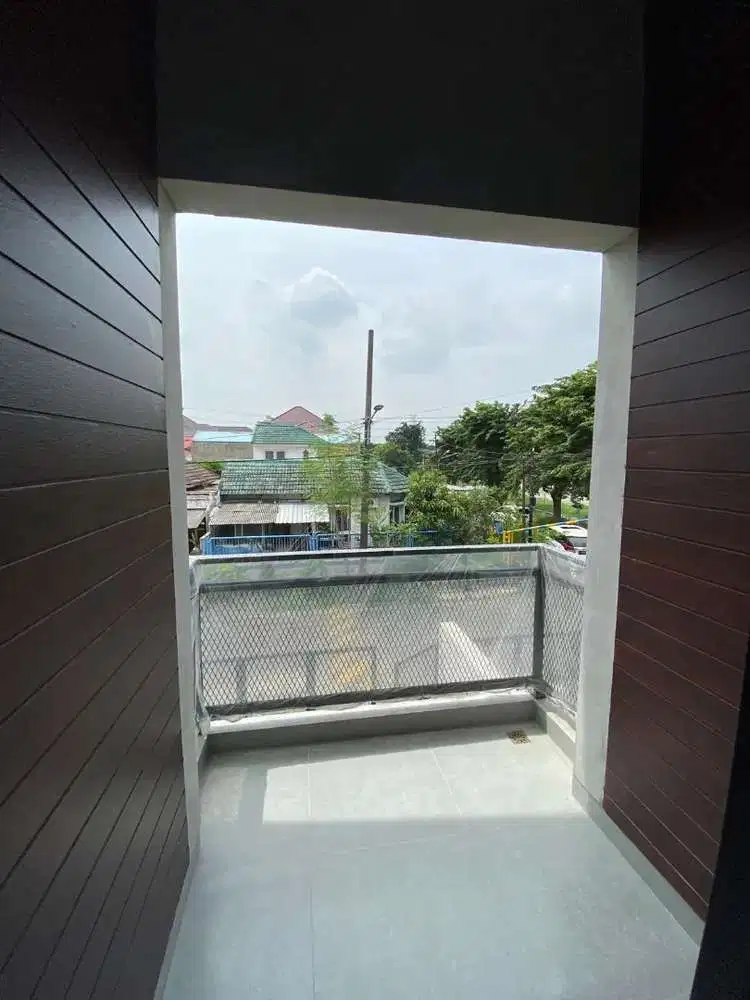 Jua rumah baru gress 2 lantai murah