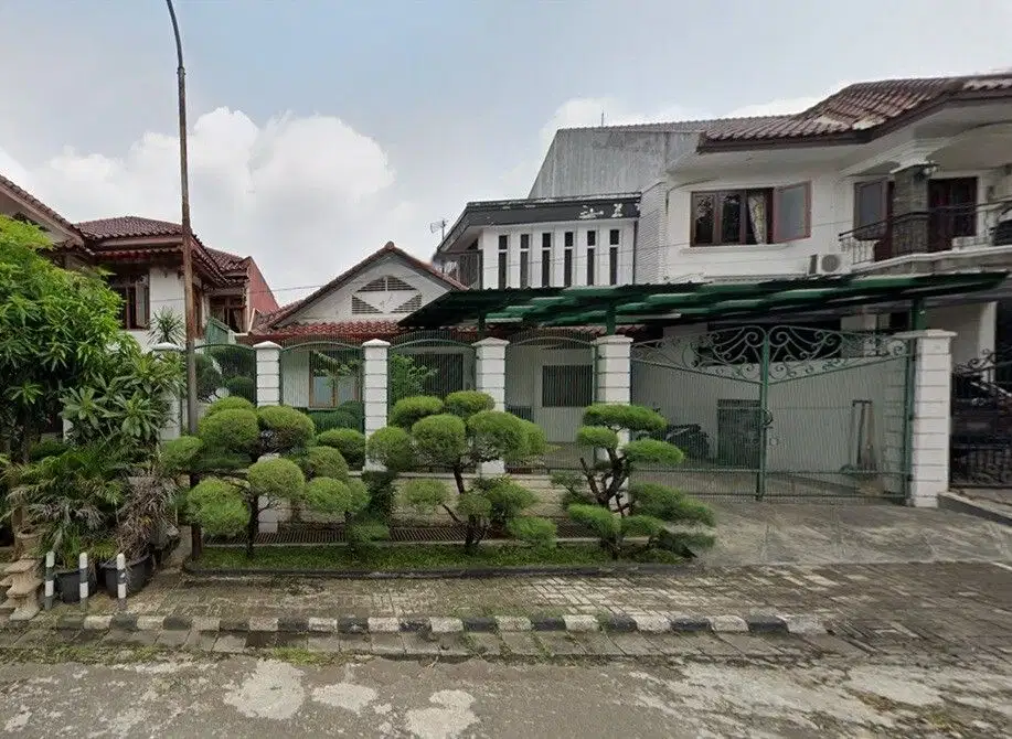 Rumah 2 Lantai di Puri Cinere, Hanya 13 Menit Ke Tol Brigif