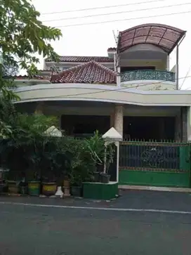 RUMAH TENGAH KOTA DI JL MANGGIS LAMPER SEMARANG SELATAN