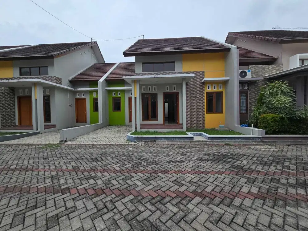 Rumah baru minimalis di cluster elite solo baru
