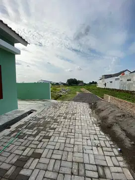 tanah siap bangun posisi hadap timur luas 82m2 lokasi strategis utara teminal kartasura
