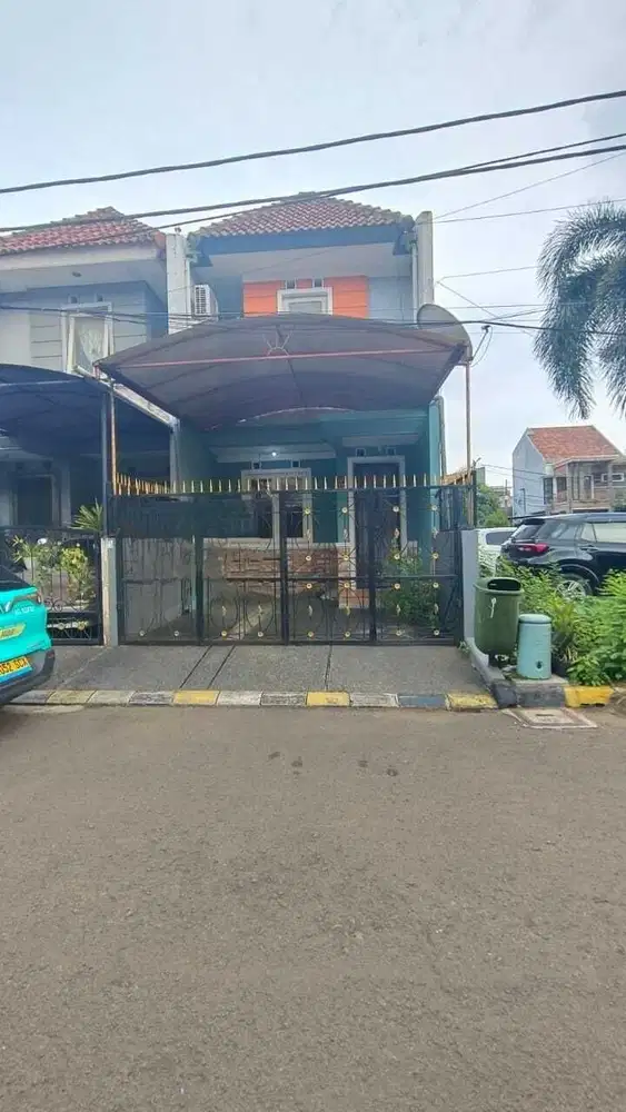 Du jual rumah hoek metro permata tangerang