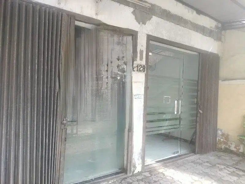 Dijual Ruko  3 Lantai  Segera 20 m dari Dr Cipto Semarang