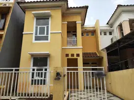 Disewa Rumah Nyaman 2 Lantai Metland Menteng – Cocok untuk Keluarga