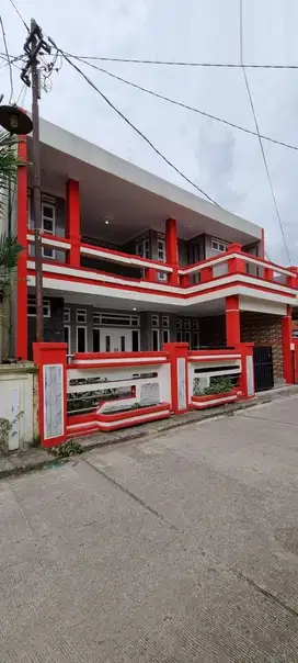 Rumah 2 Lantai Siap Huni Lokasi Strategis di Kota Baru Cibaduyut
