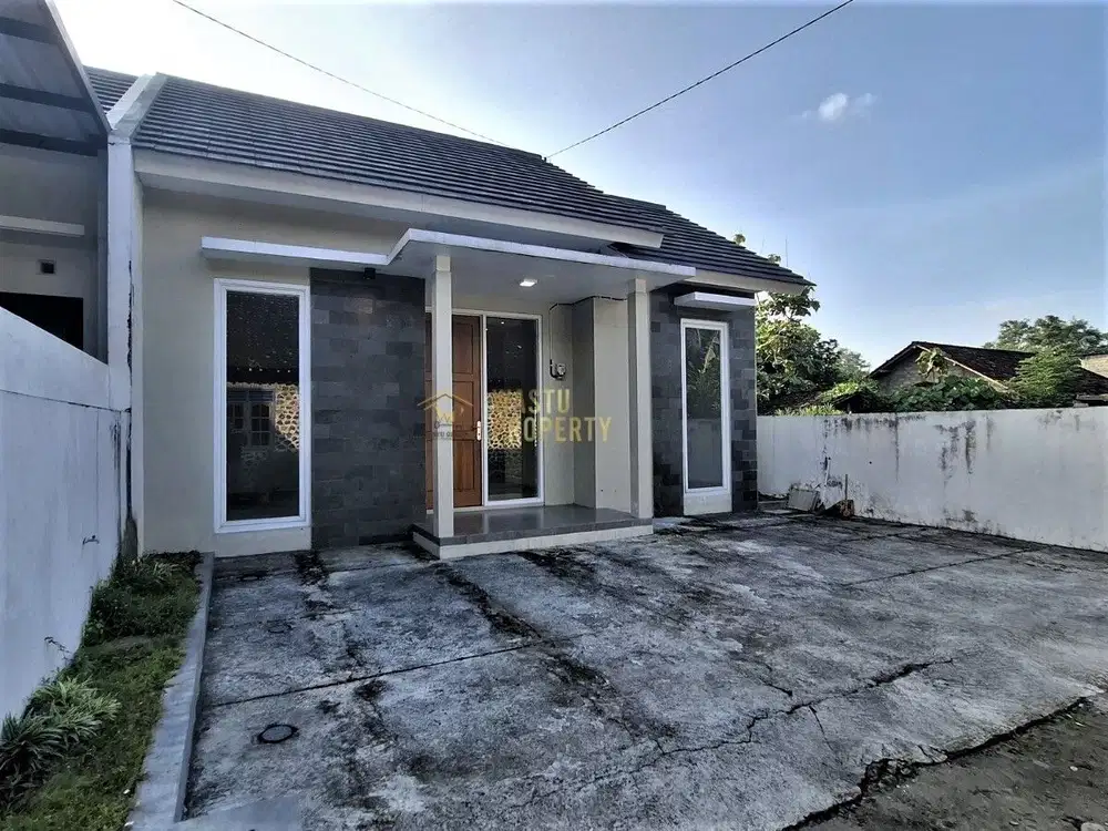 Rumah Murah Siap Huni Carport Lebar di Purwomartani Jogja